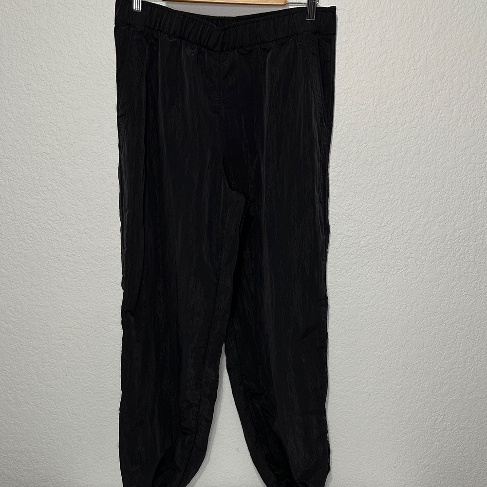 Athleta Women's Black Joggers with Side Zipper Large